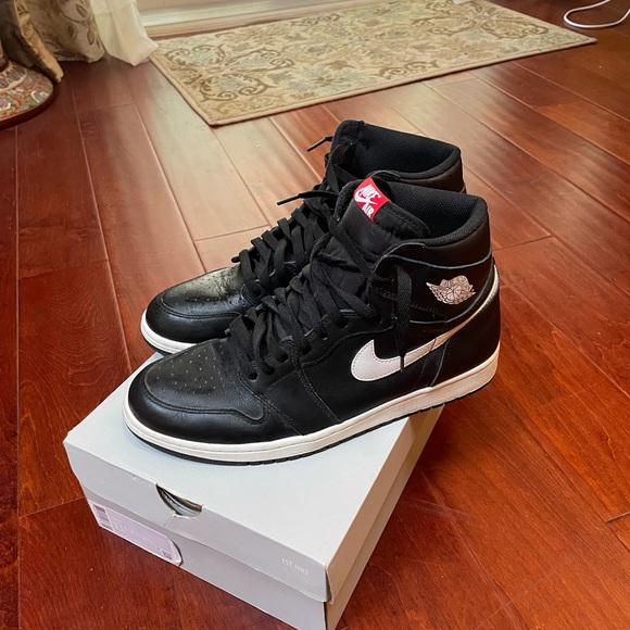 Nike Air Jordan 1 Yin Yang (black and white) - Picture 1 of 6